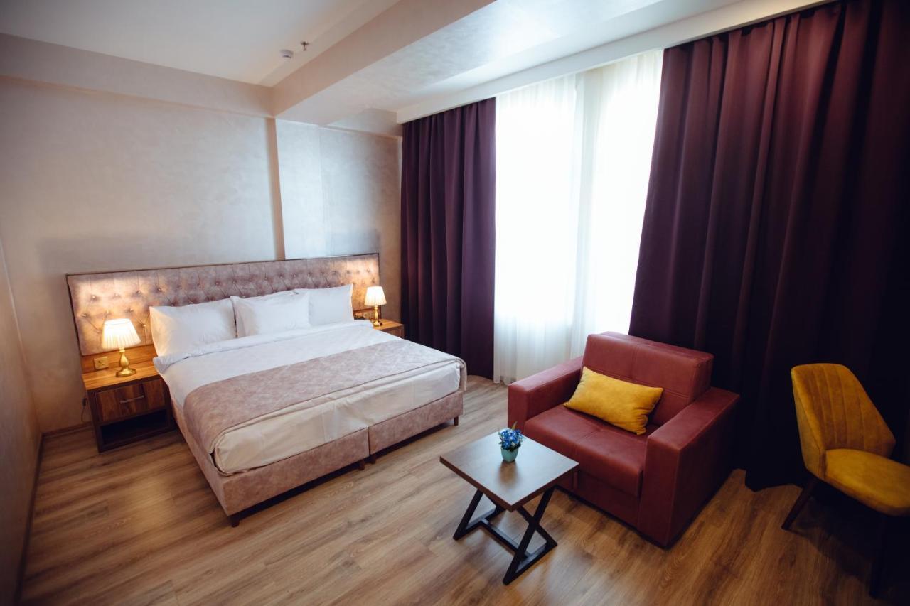 La Corne Hotel Baku Exterior photo