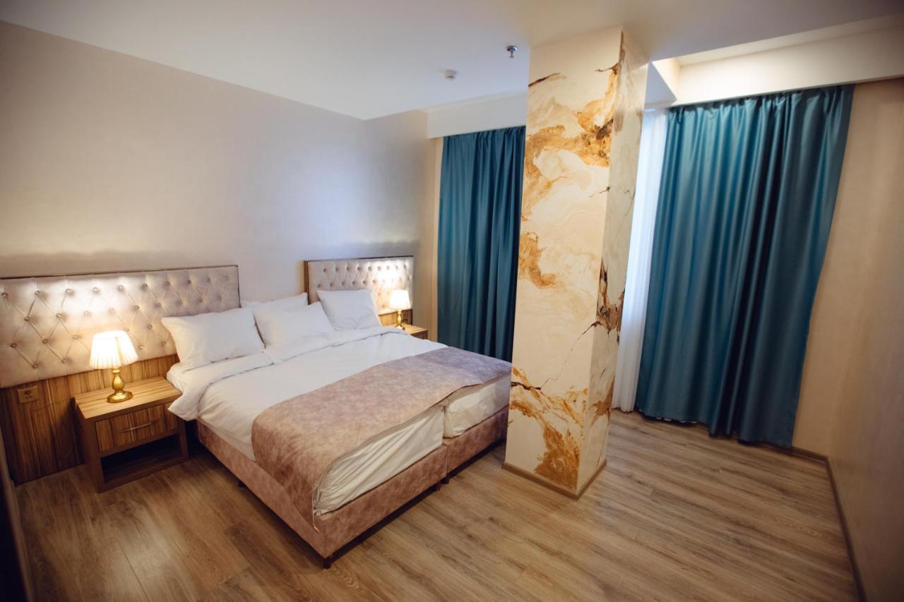 La Corne Hotel Baku Exterior photo
